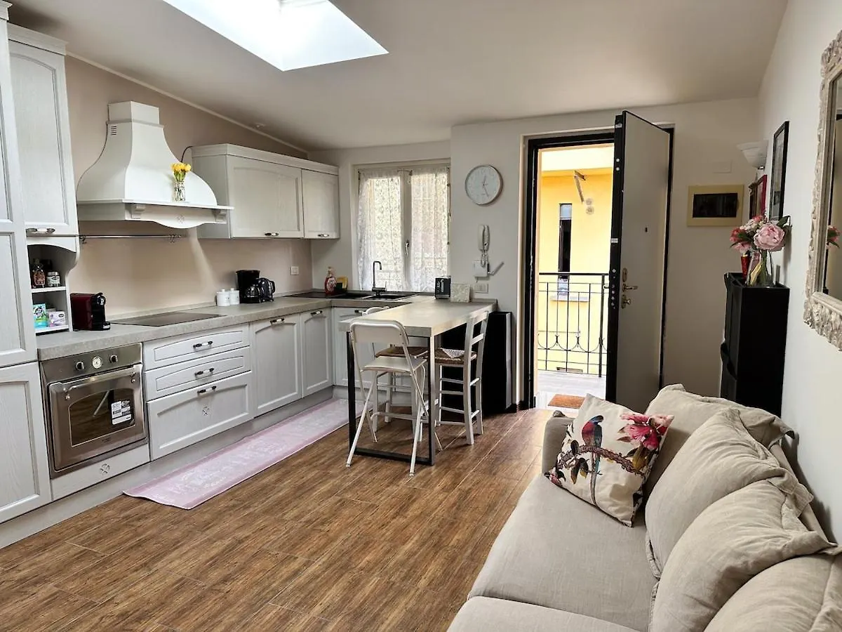 מילאנו Two-Room Apartment 15 Minutes From The Duomo 0*,